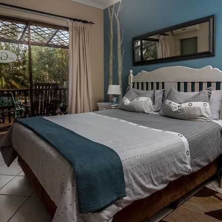 Gordon'S Bay Guesthouse Exterior photo