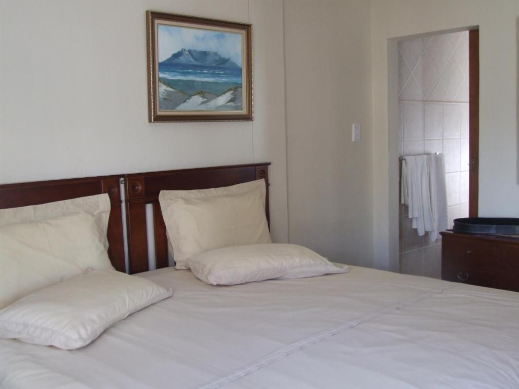 Gordon'S Bay Guesthouse Exterior photo