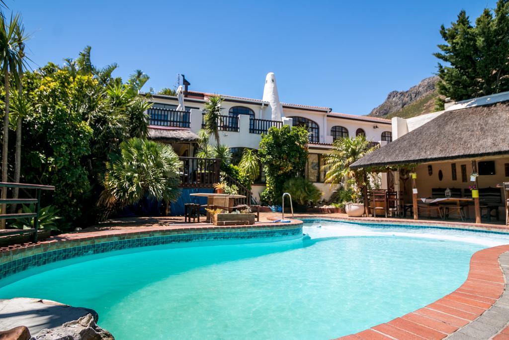 Gordon'S Bay Guesthouse Exterior photo