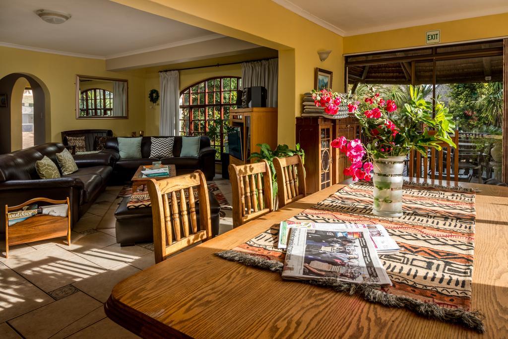 Gordon'S Bay Guesthouse Exterior photo
