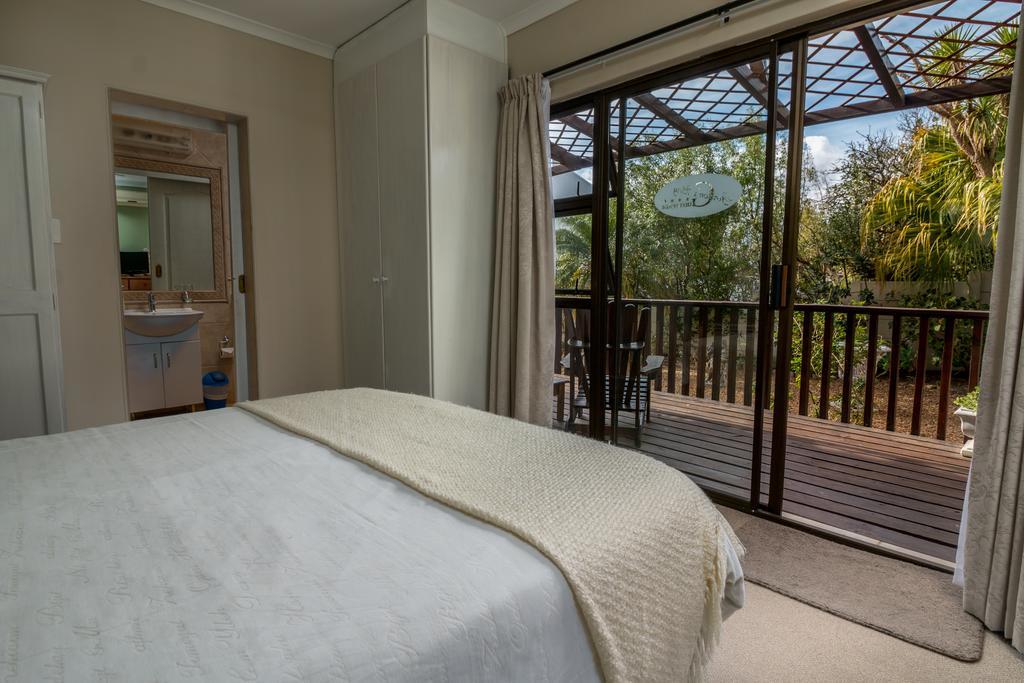 Gordon'S Bay Guesthouse Exterior photo