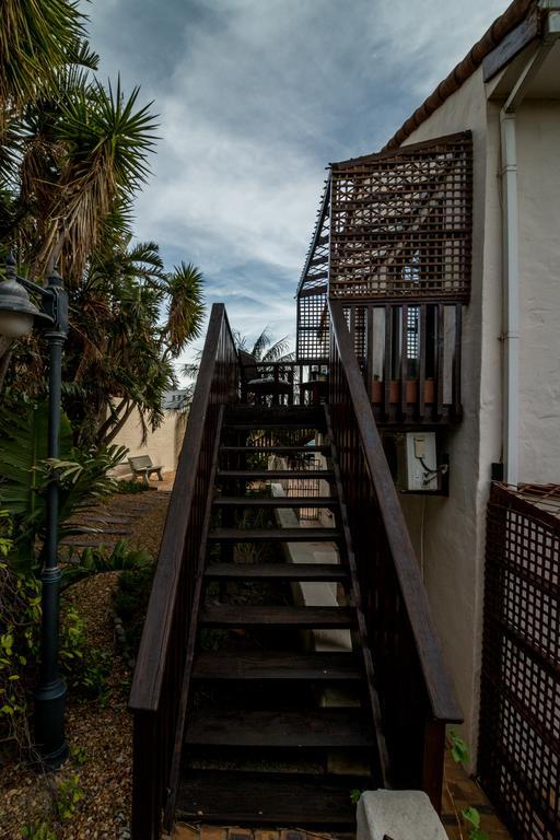 Gordon'S Bay Guesthouse Exterior photo