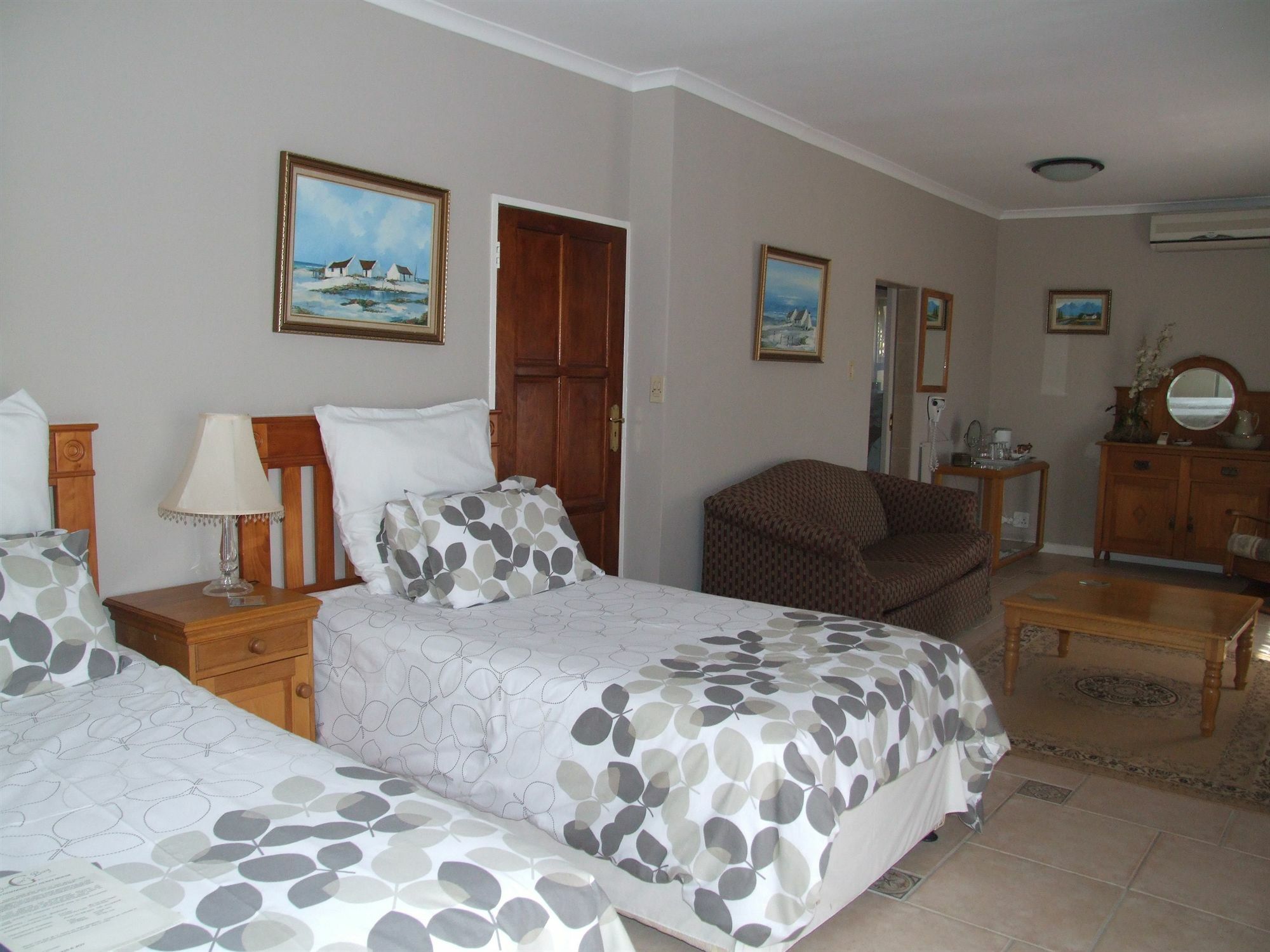 Gordon'S Bay Guesthouse Exterior photo