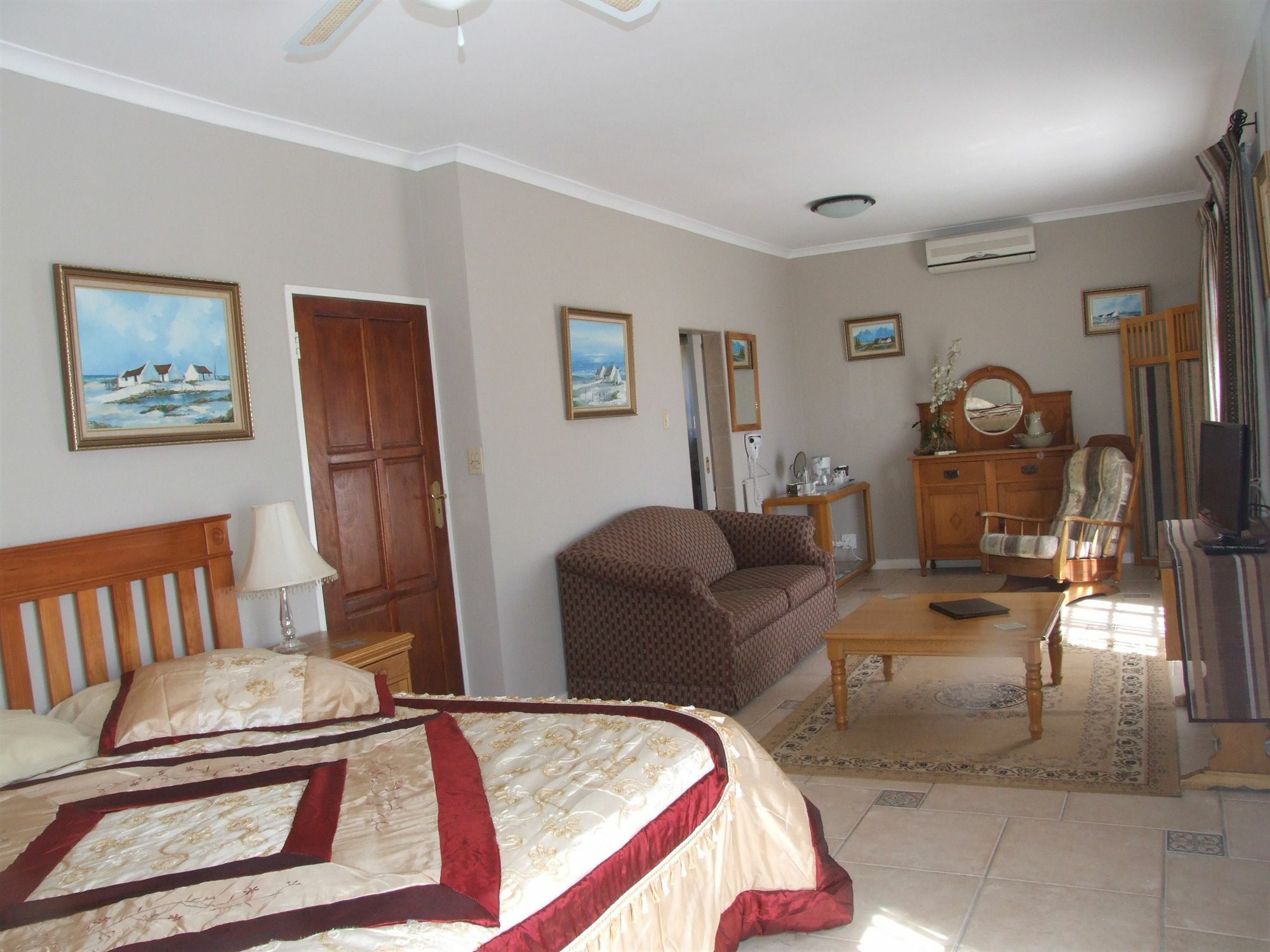 Gordon'S Bay Guesthouse Exterior photo